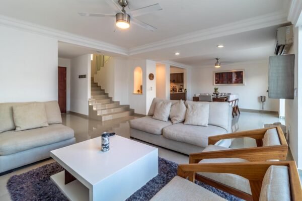 VILLA ESMERALDA