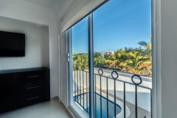 VILLA ESMERALDA