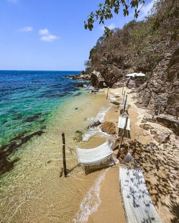 Las Caletas Beach Hideaway - Image 2