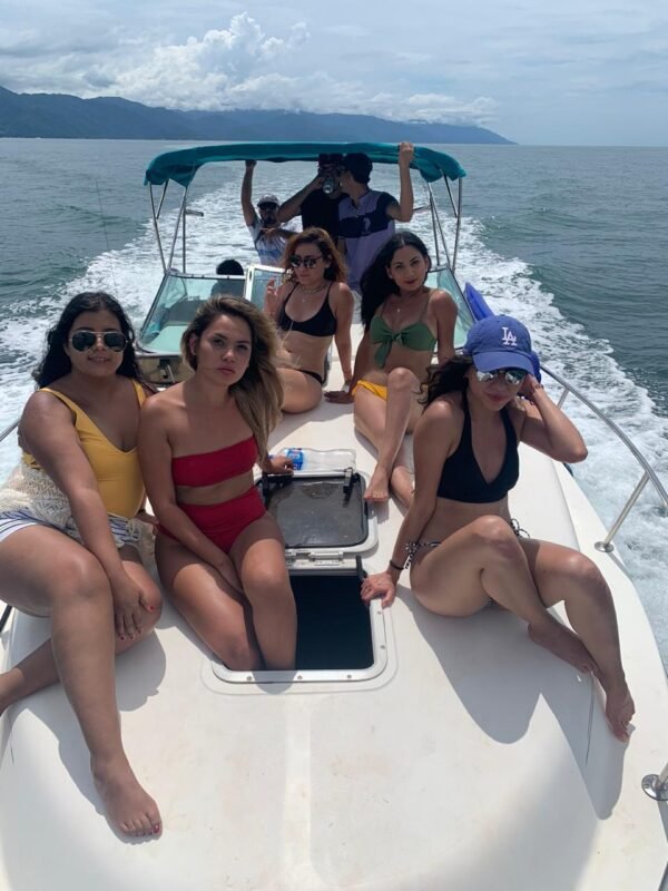 Yacht Rental Services in Puerto 8-Vallarta