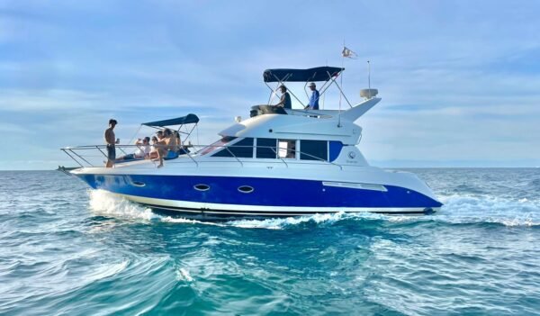 Silverton 38ft - Image 12