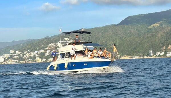 Silverton 38ft - Image 5