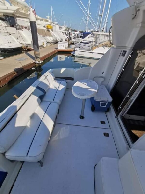 Silverton 38ft - Image 8