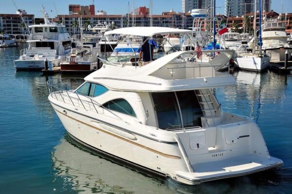 Yacht Rental Services in Puerto 8-Vallarta