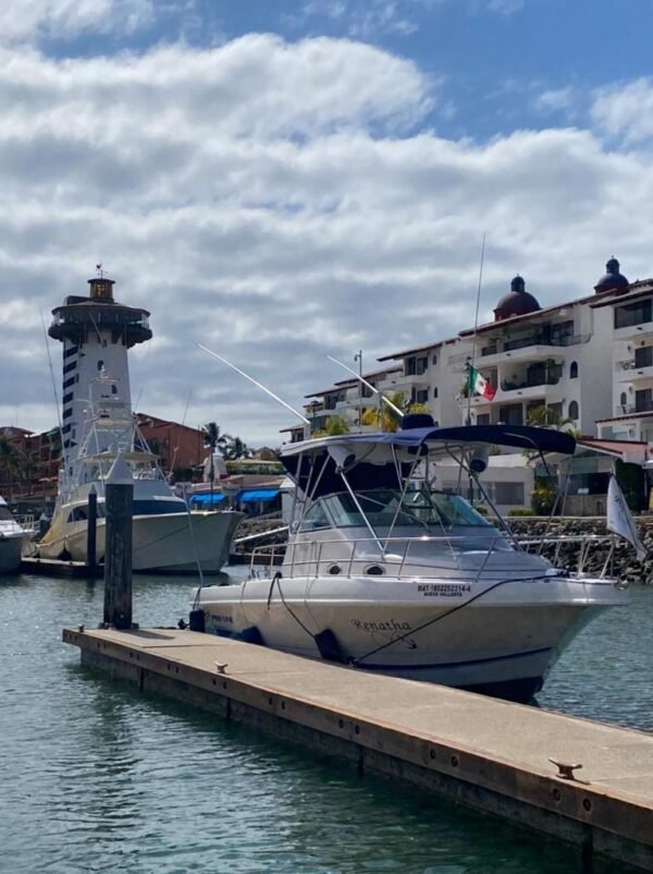 Yachts rental In Puertovallarta