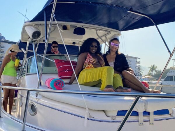 Yachts rental In Puertovallarta
