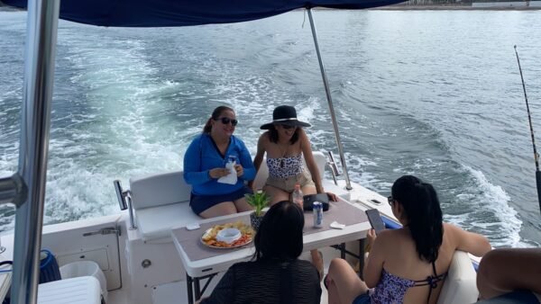 Yachts rental In Puertovallarta
