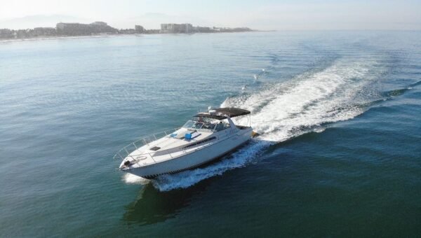 Yachts rental In Puertovallarta