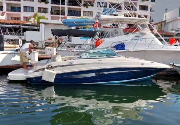 Luxury Yachts