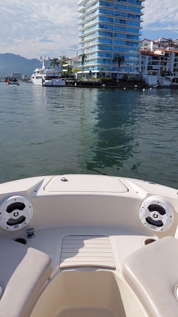 Luxury Yachts