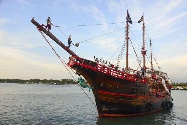 Pirate Ship Marigalante