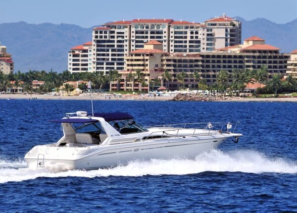 Yacht Rental Services in Puerto 8-Vallarta