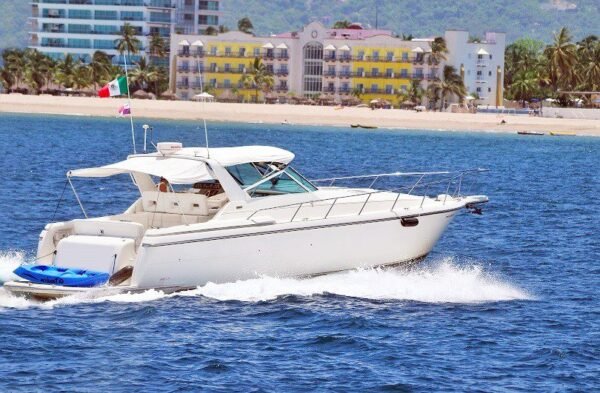 Yachts rental In Puertovallarta