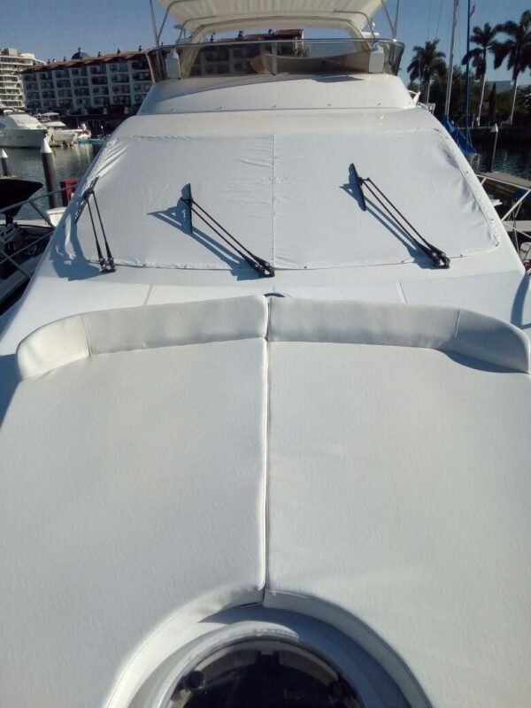 Yachts rental In Puertovallarta