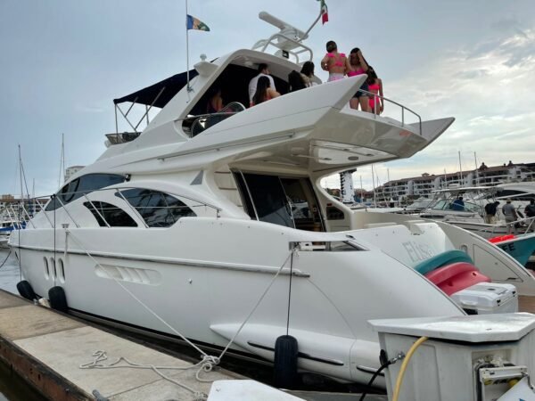 Yachts rental In Puertovallarta