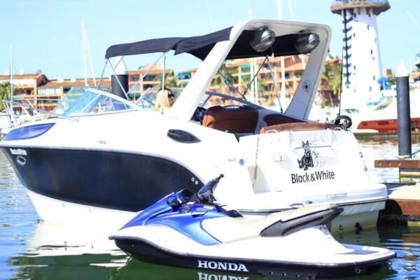 Yacht Rental Services in Puerto 8-Vallarta