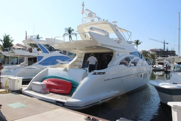Yachts rental In Puertovallarta