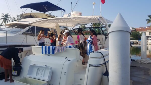 Yachts rental In Puertovallarta