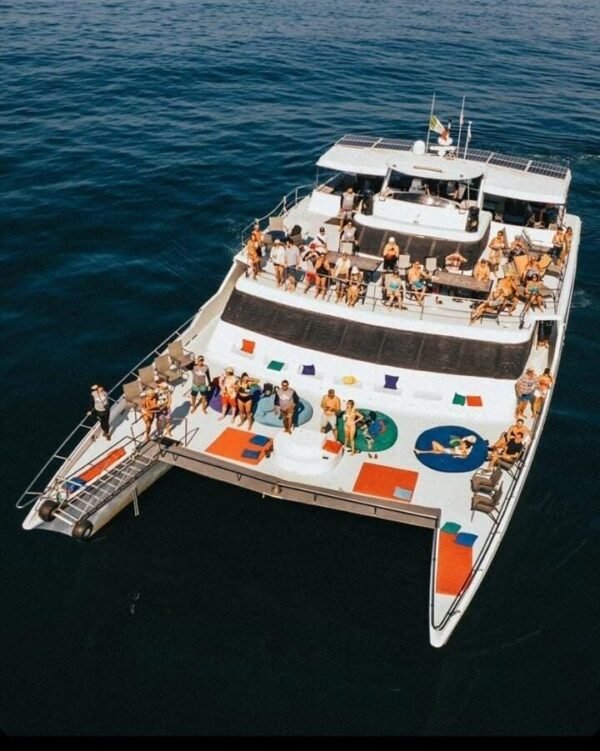 Yacht Rental Services in Puerto 8-Vallarta
