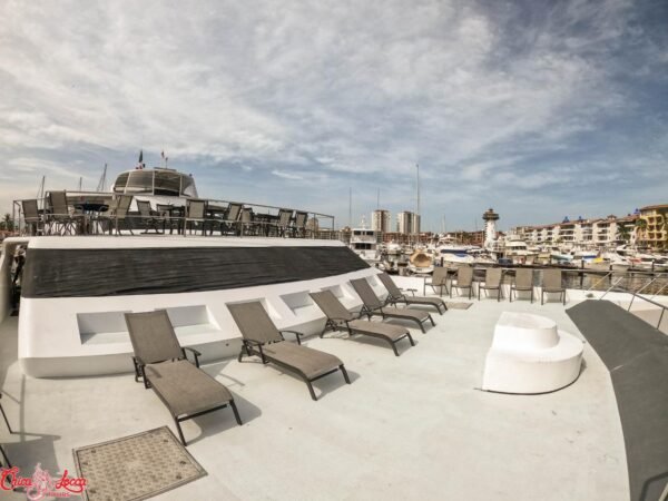 Yacht Rental Services in Puerto 8-Vallarta