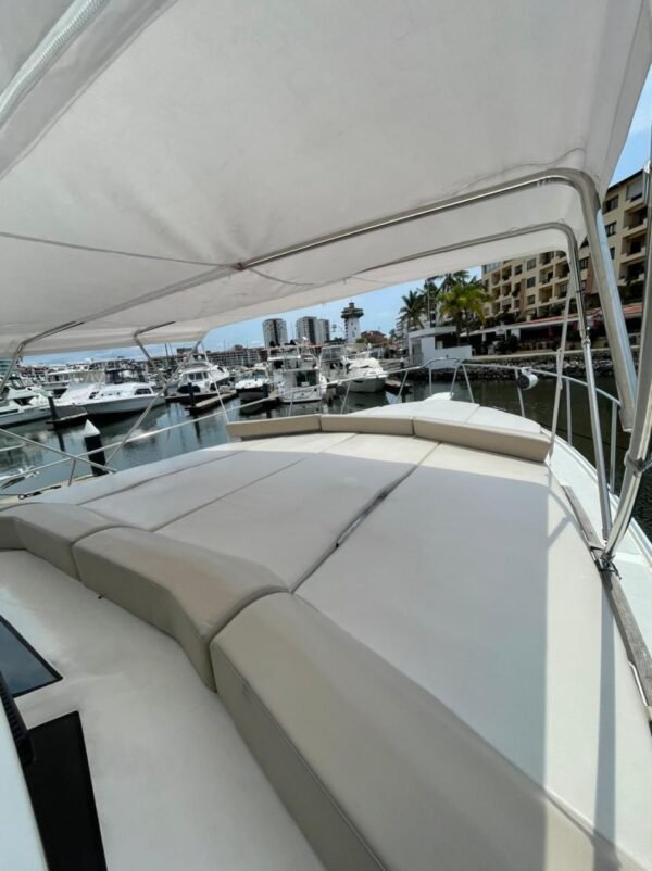 Luxury Yacht Mikelson 60 feet - Image 13