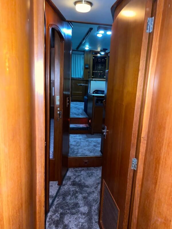 Luxury Yacht Mikelson 60 feet - Image 16